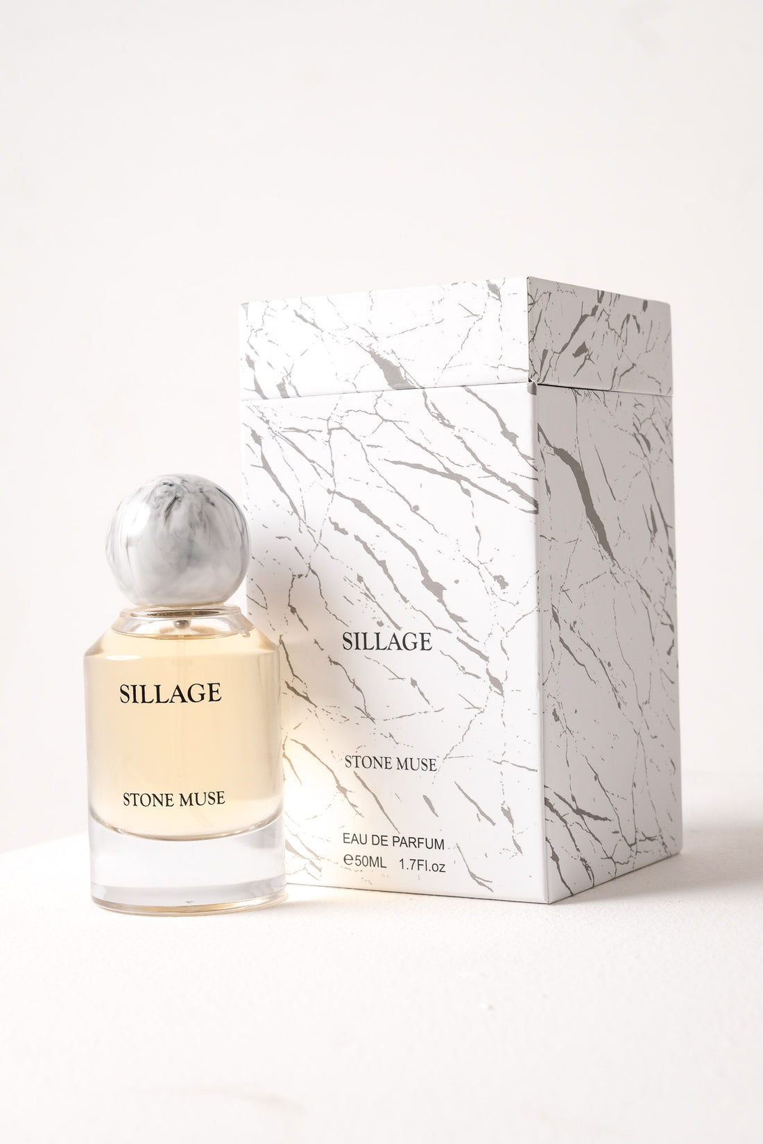Free sample of Sillage